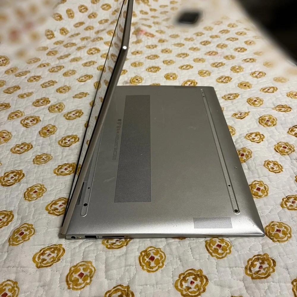 HP Envy x360 convertible, touch-screen, Laptop 14”